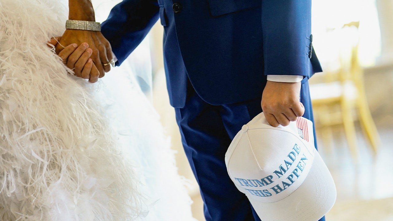 Trump aide Dan Scavino holds wedding at Mar-a-Lago, Florida resort