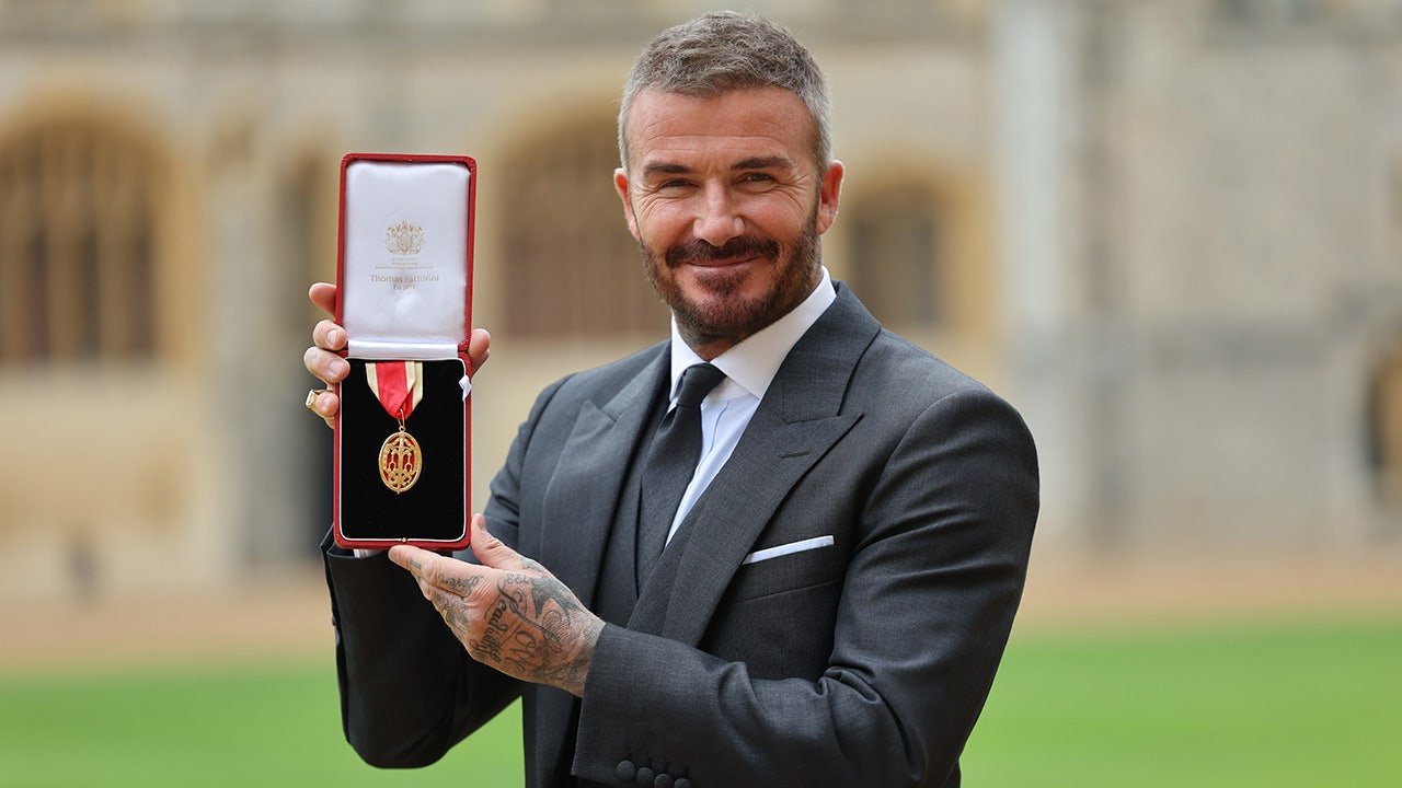 David Beckham signs exclusive Fanatics trading card memorabilia deal