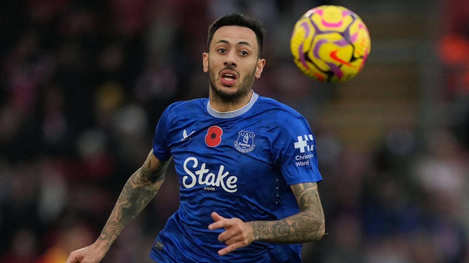 David Ornstein expresses Dwight McNeil concerns to Crystal Palace after deal done