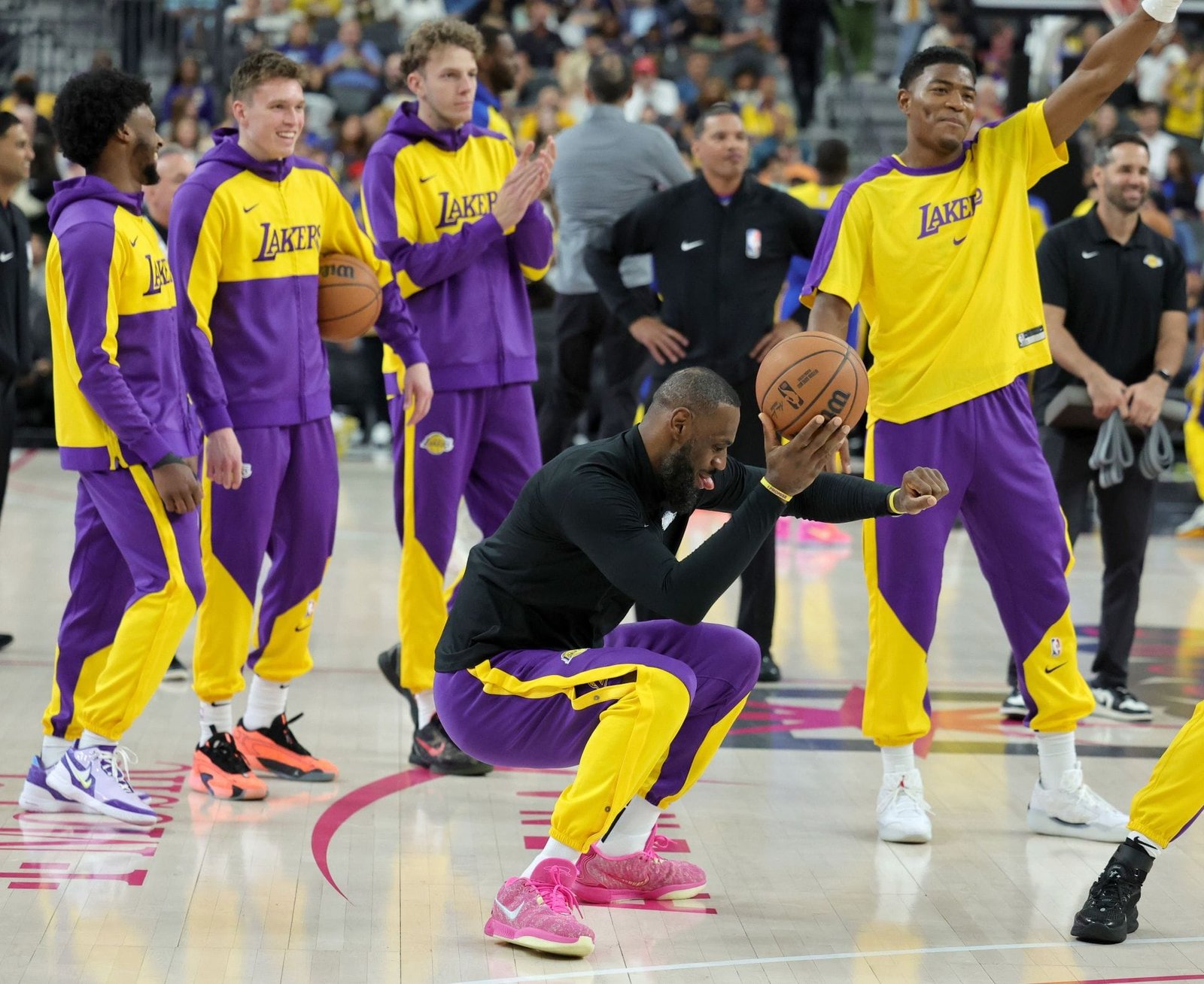 ‘Is he okay?’ – Fans lost it when LeBron James activated ‘creepy’ mode with wild dance moves before Mavericks game