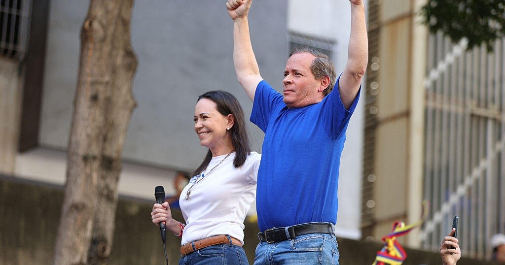 Venezuela released opposition leader Juan Pablo Guanipa after 8 months in prison