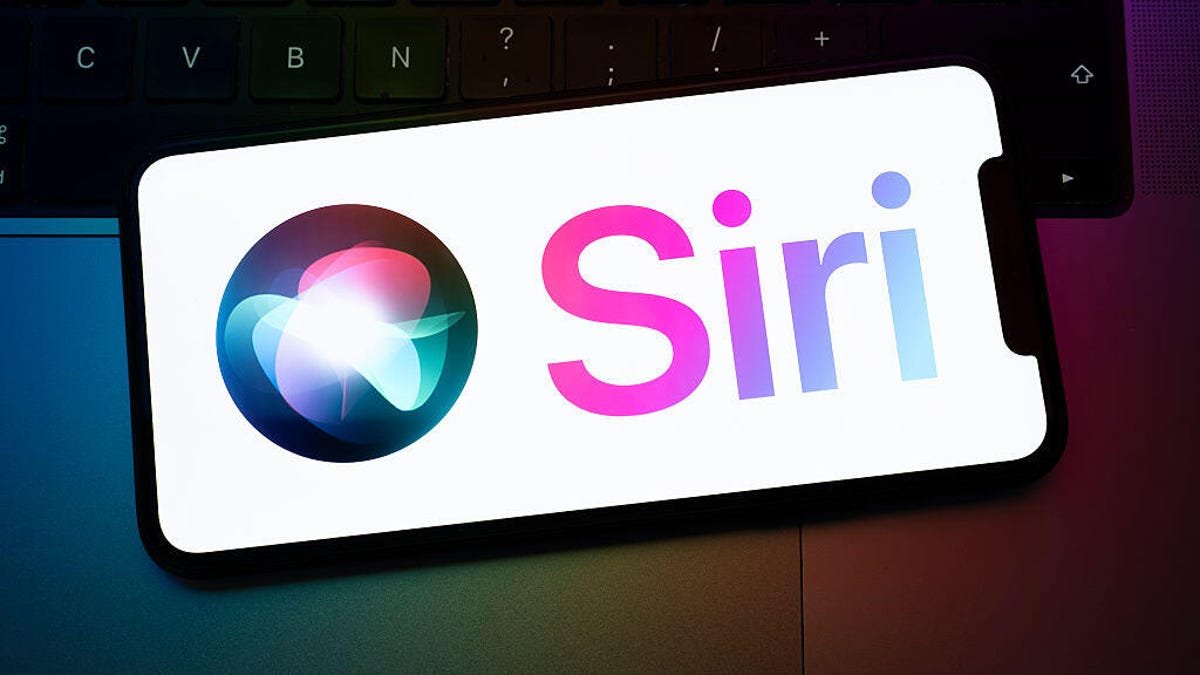 Stay Patient, Apple Fans: Siri AI Delayed Again to 2026 at the Earliest