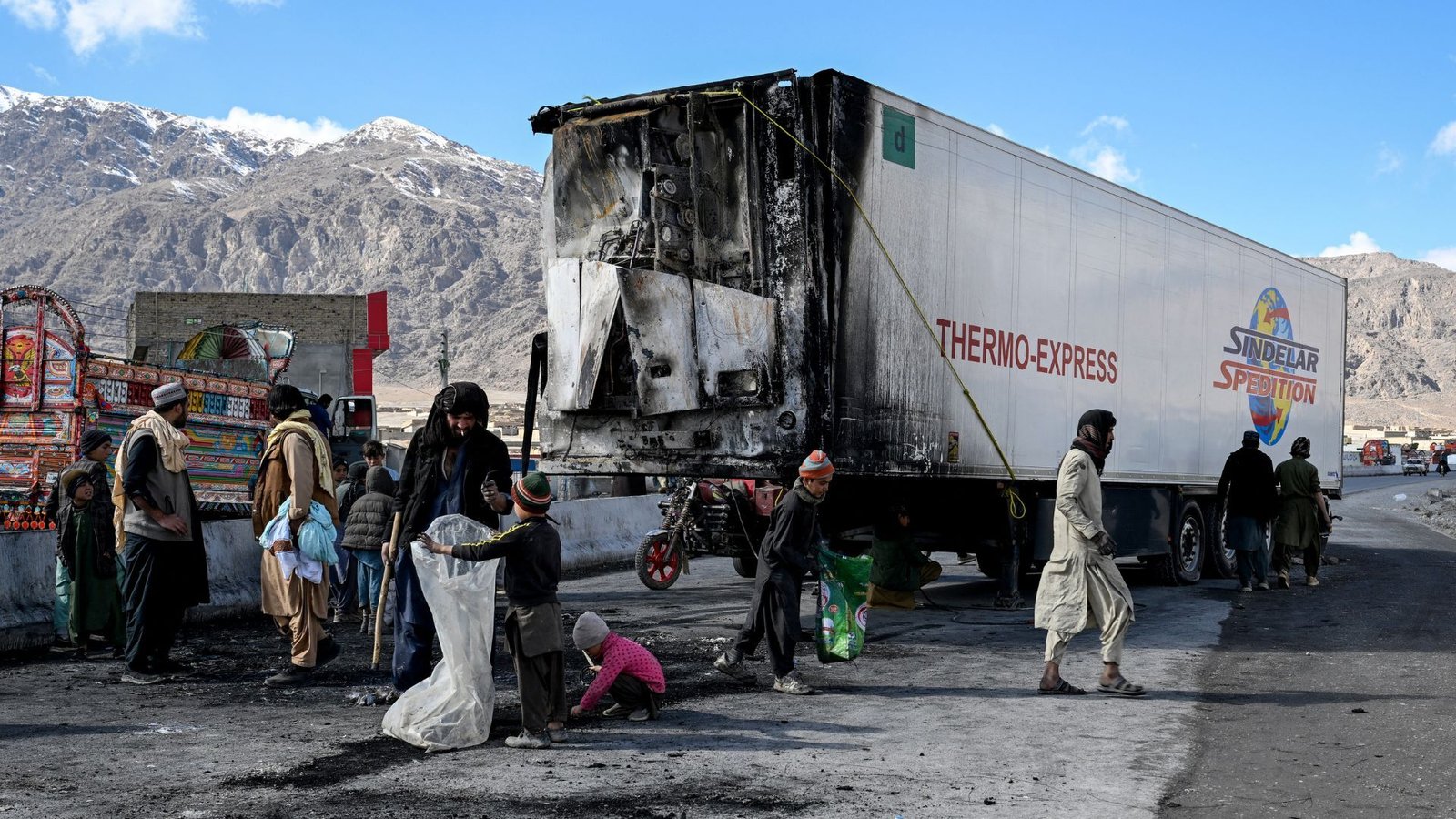 How will Pakistan respond to the unrest in Balochistan? |Performance type