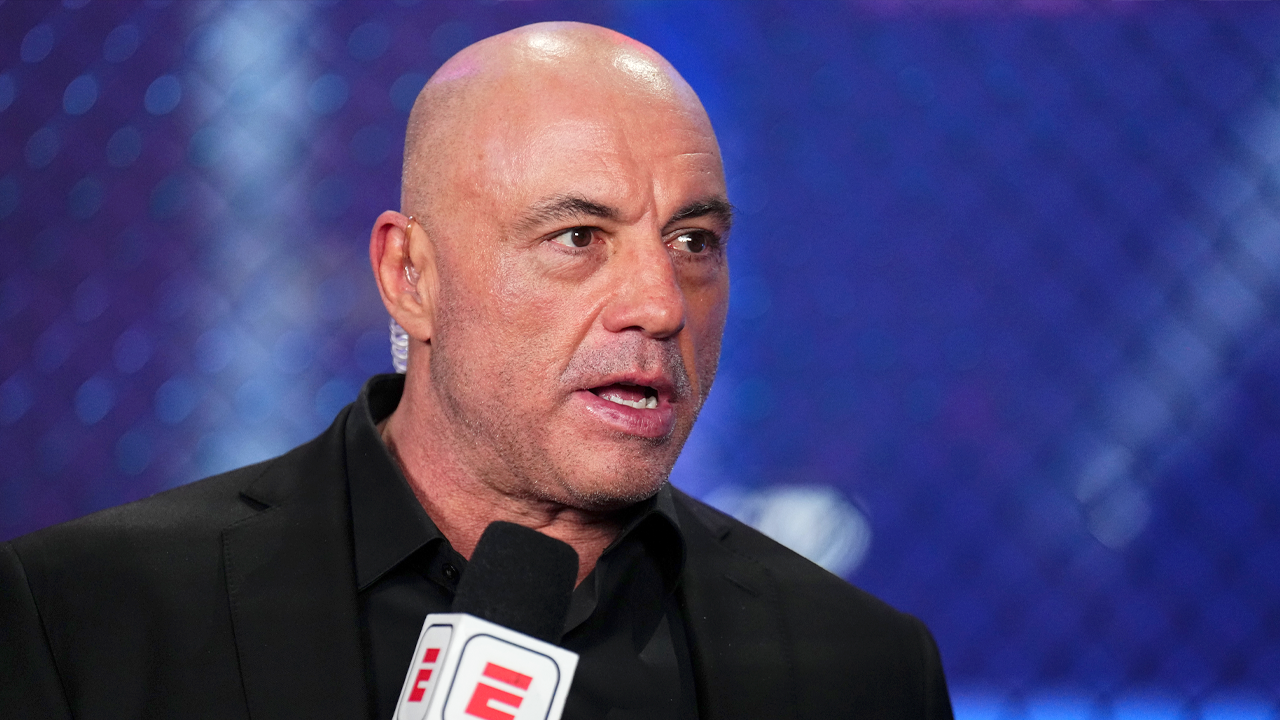 Rogan defends Sen. Fetterman against fellow Democrats’ voter ID stance