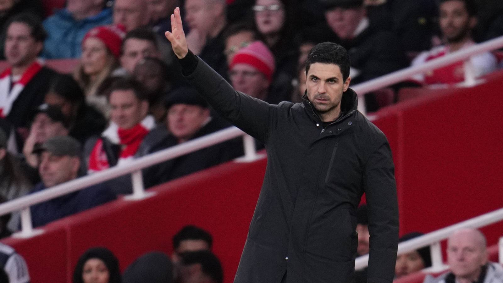 Arsenal keen on Castro Lukba