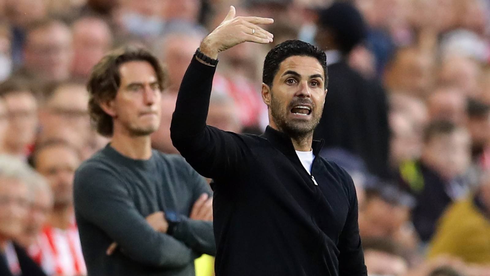 Elite coach ready to ‘walk’ to Tottenham to replace Frank