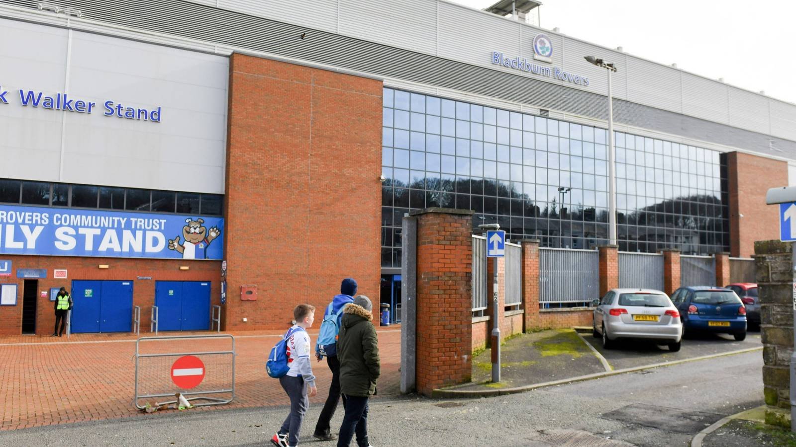 Blackburn identify Forest Green Rovers boss Robbie Savage as top manager target