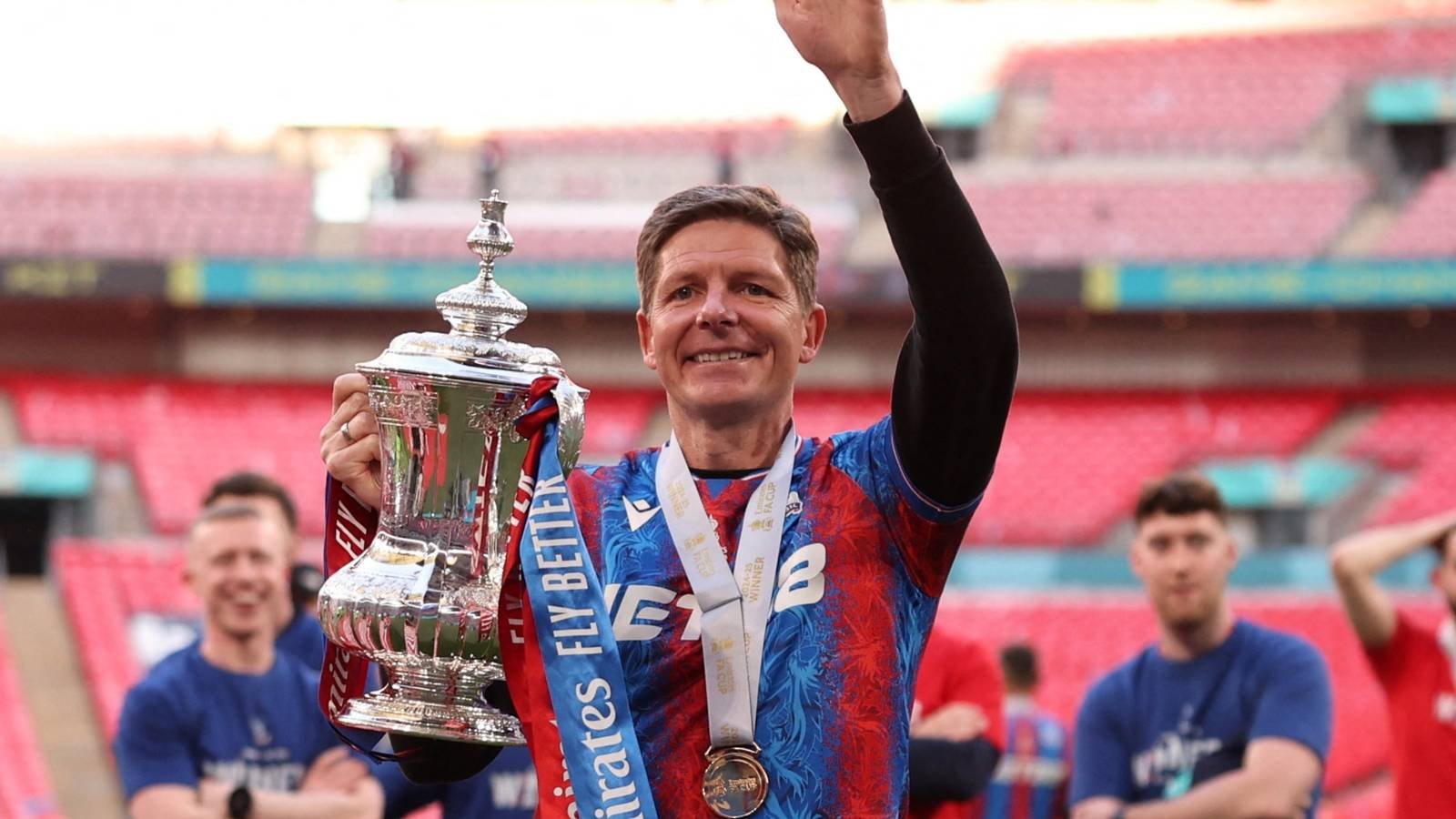 Tottenham open talks to hire 4-2-3-1 head coach