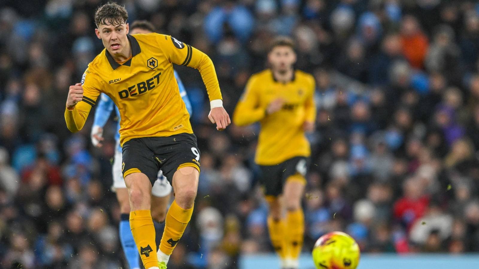 Crystal Palace now make late-stage deal offer for Kodai Sano after Strand Larsen