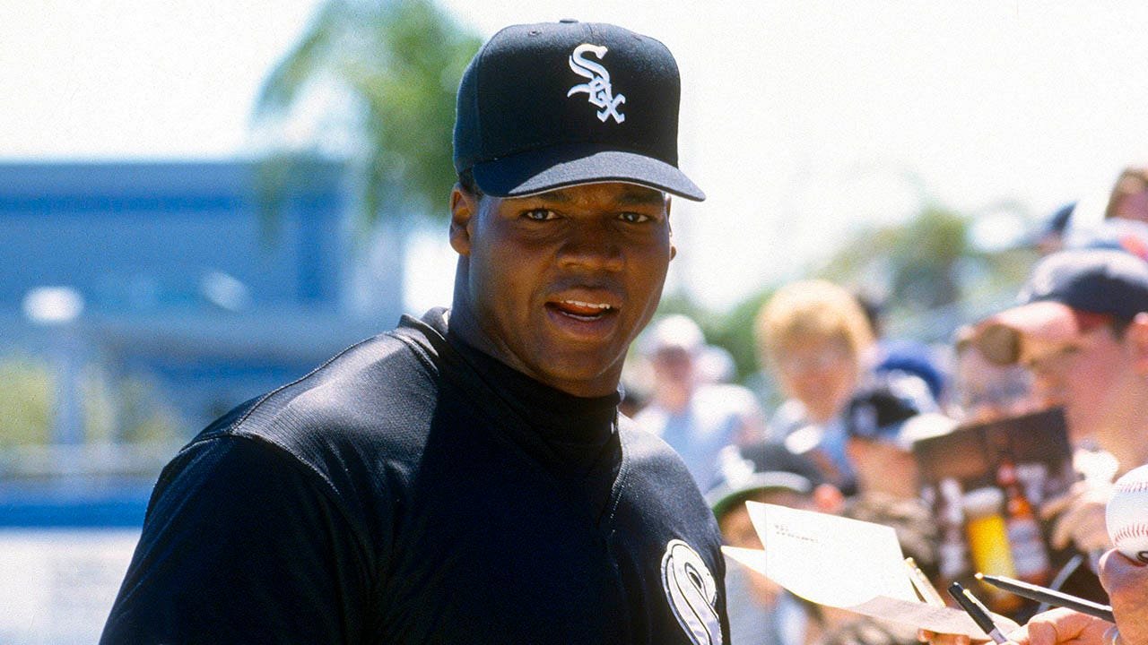 Frank Thomas slams White Sox over social media post