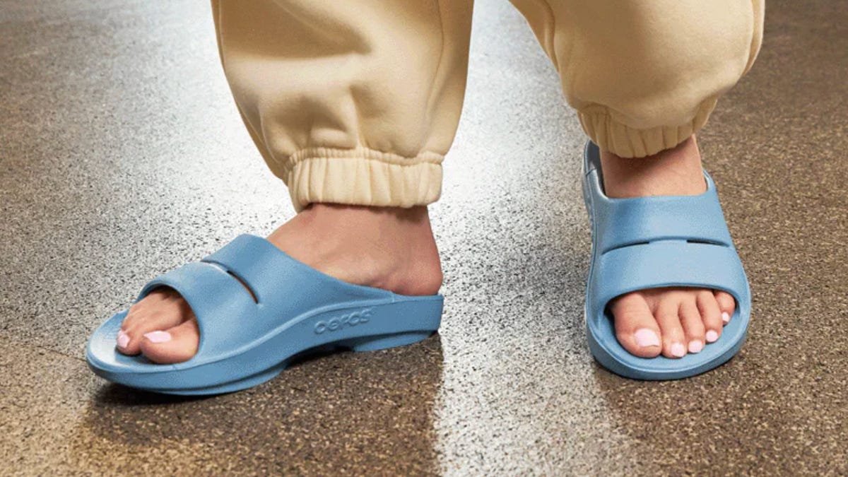Healing Slides Are My Feet’s Best Friend. Here are My Top Picks