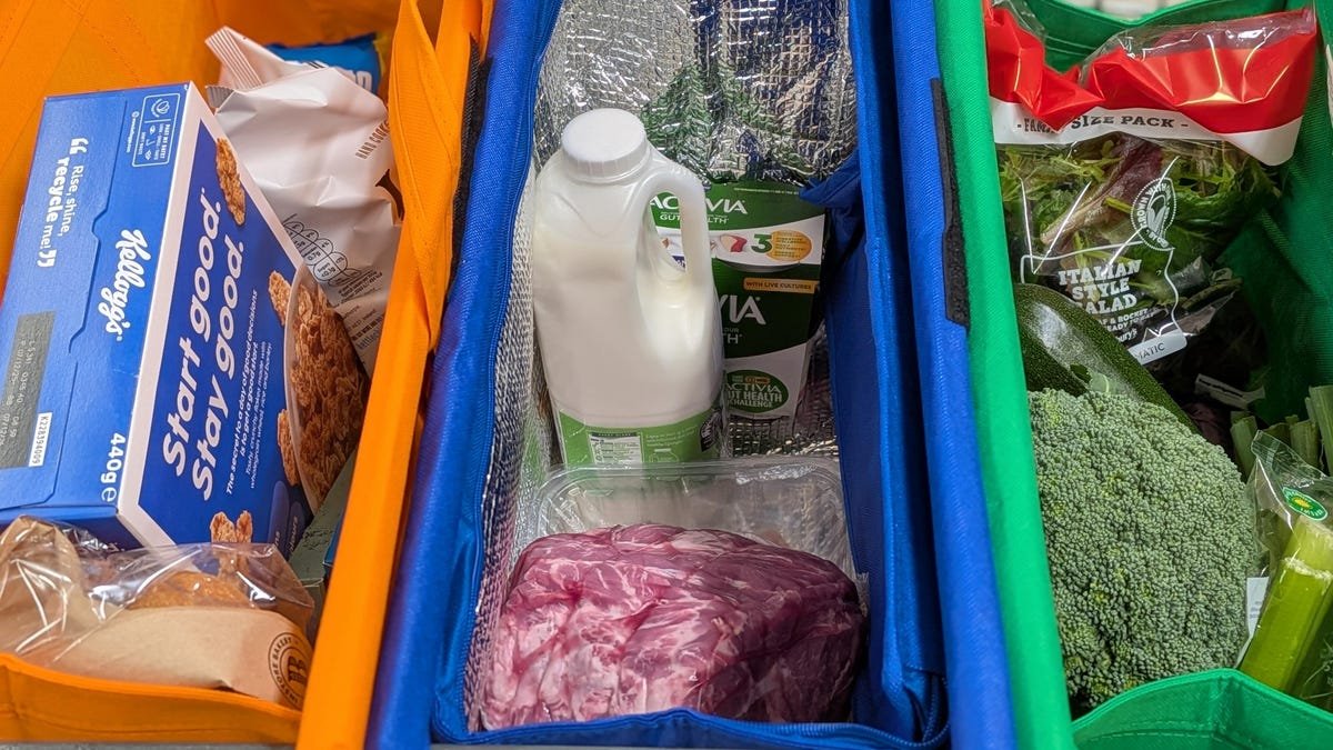 My New Obsession: Smart Grocery Bags That Hang On Your Cart for Easy Sorting
