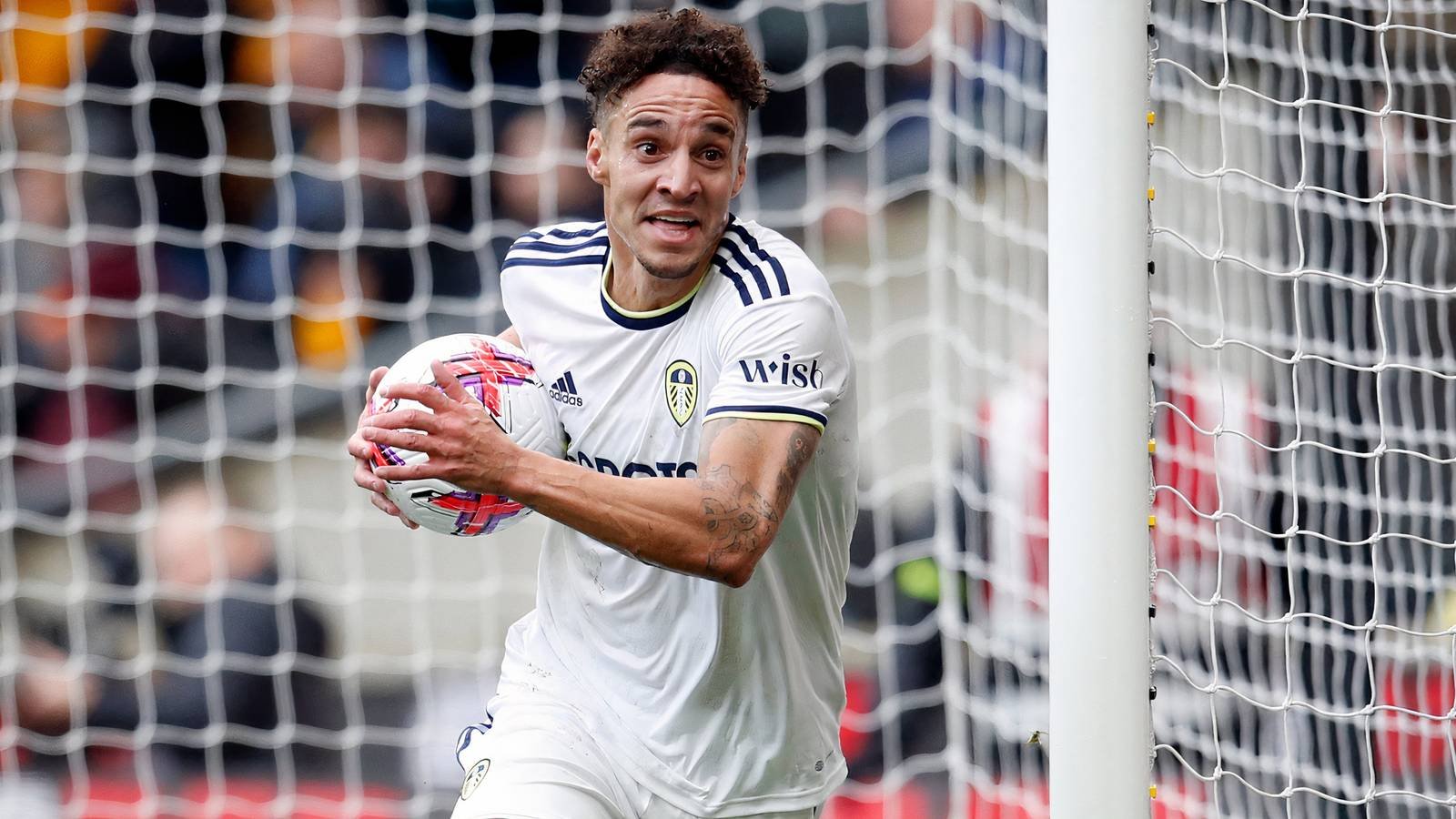 Leeds United set new club transfer record with signing of new Rodrigo