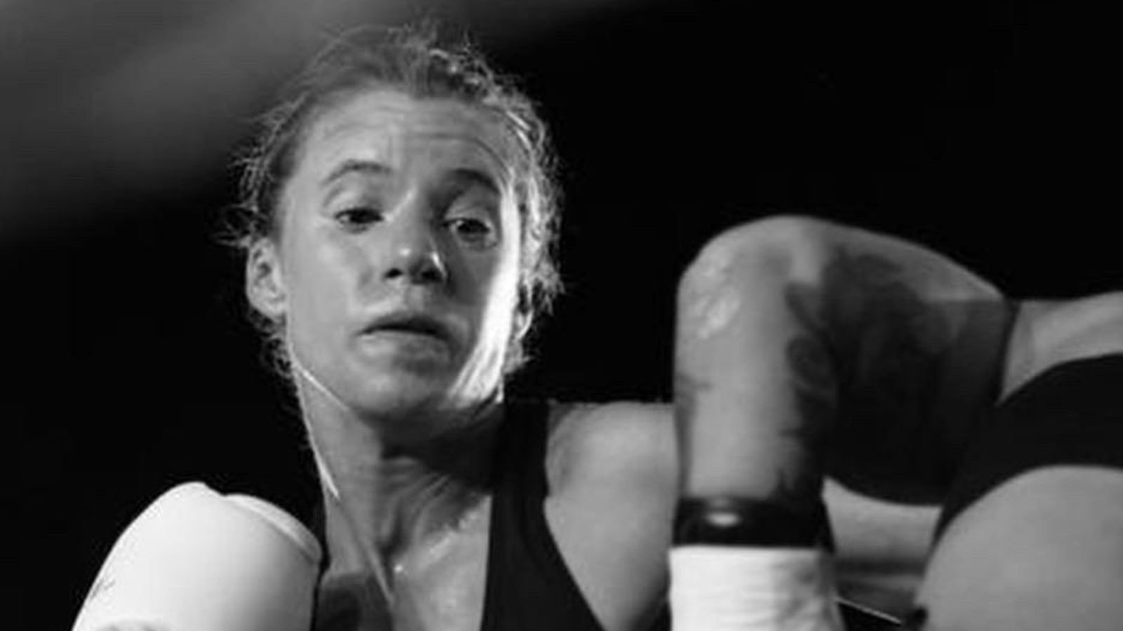 Amy Andrew continues extraordinary comeback – two kids, sleep deprivation and ‘carnage’ as she shares husband’s bill | Boxing News