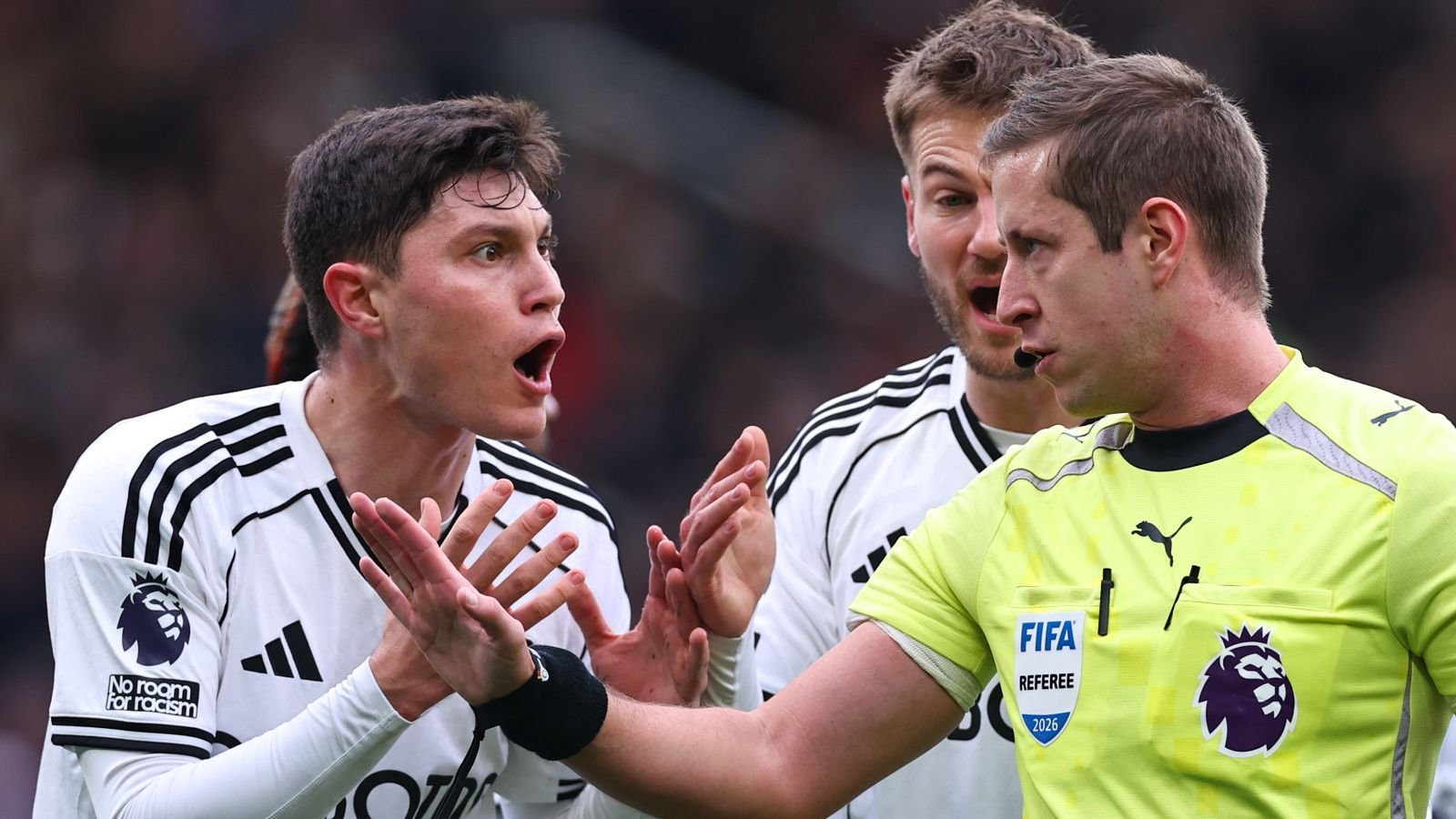 Refer to watch the live broadcast! Analysis of Rodri’s outburst, Villa’s goal and Fulham incident