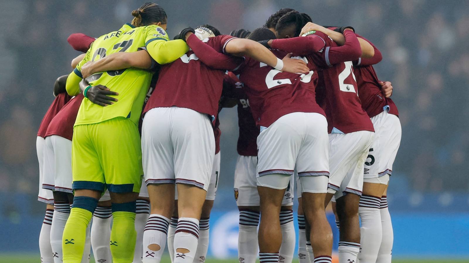 Player rejects new contract offer from West Ham ahead of deadline day departure