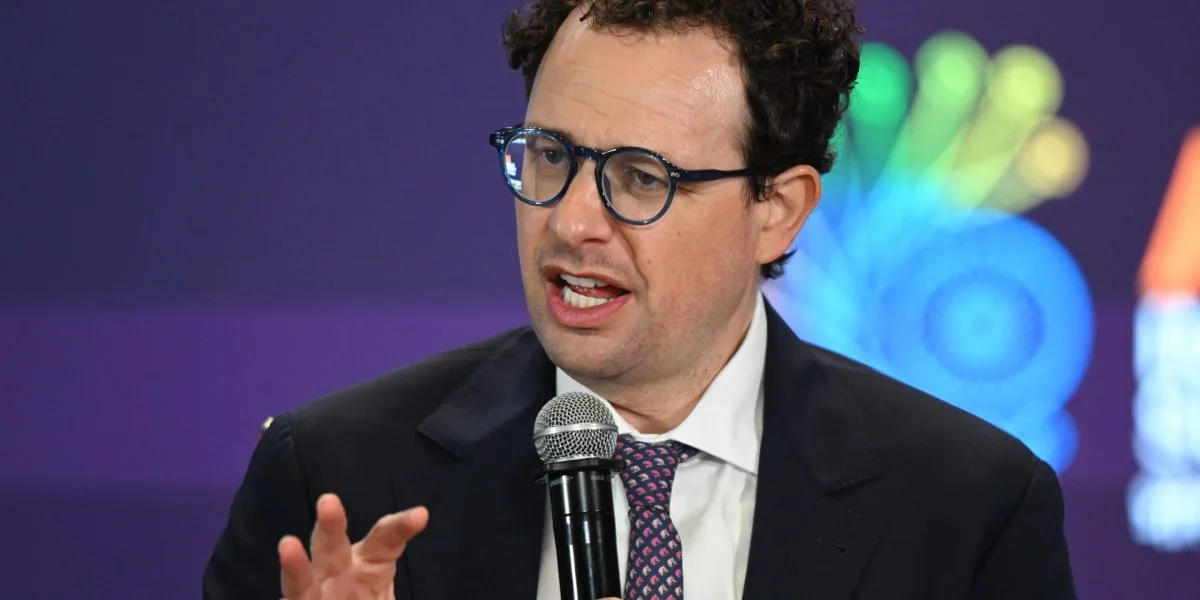 Understanding Anthropic’s fight with the Pentagon—and the OpenAI opportunity