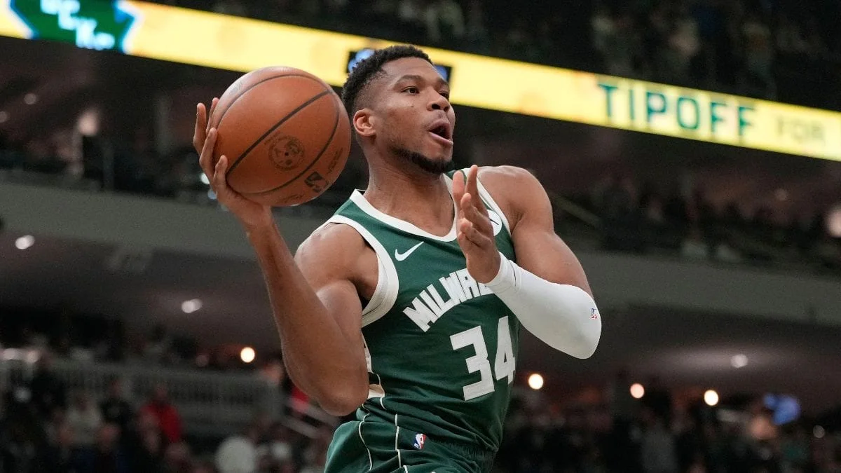 How Giannis Antetokounmpo plans to ‘find an identity’ after missing 15 NBA games through injury