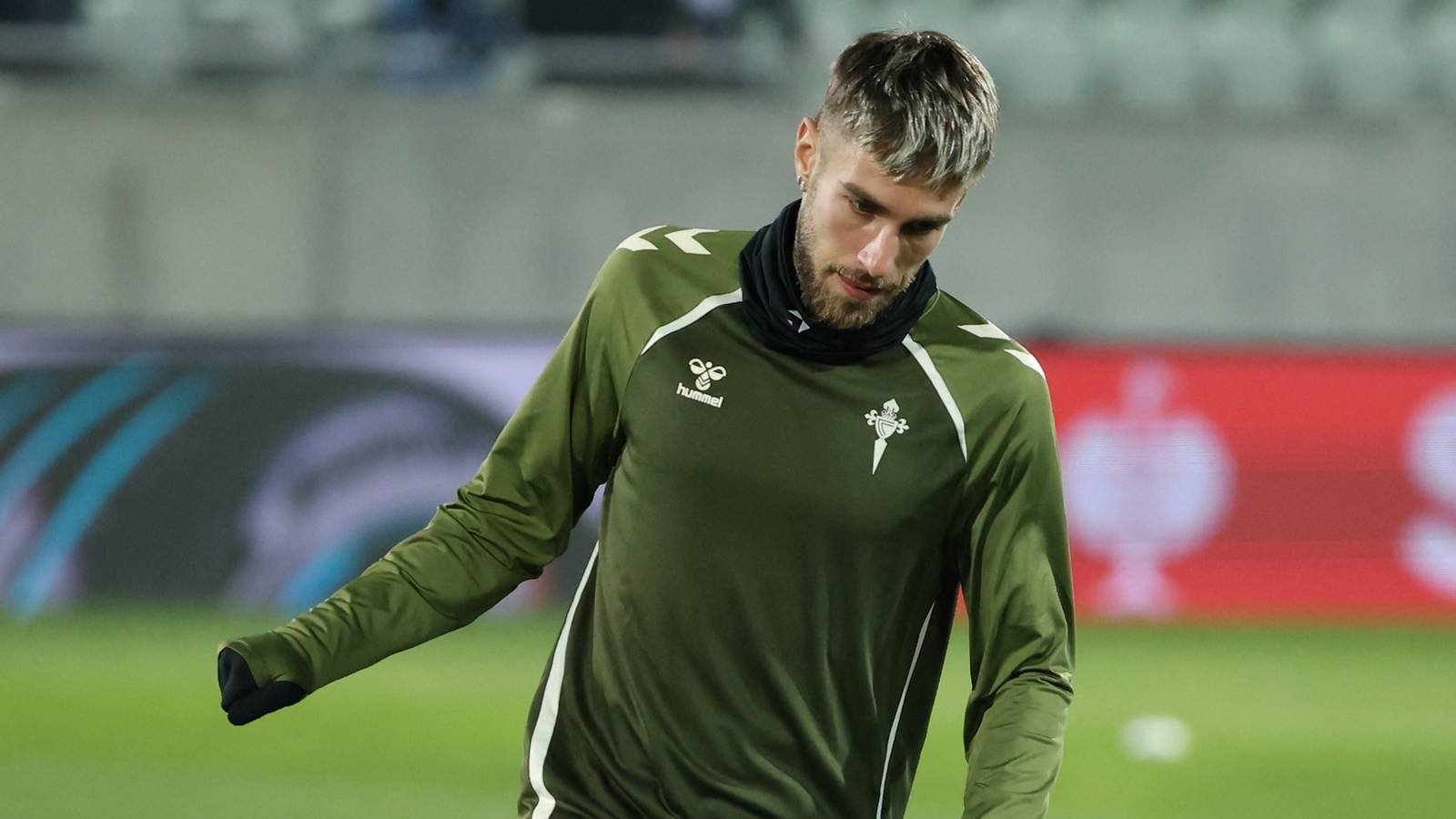 West Ham United’s hopes dashed as Everton now fiercely vying for Oscar Mingueza