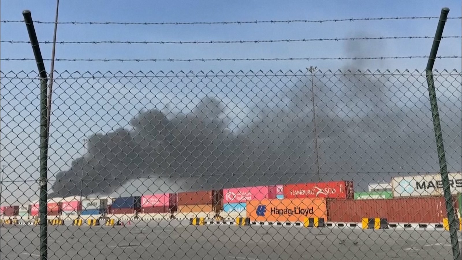 Video: Smoke billows from Dubai’s main shipping port after Iran attack | Infrastructure