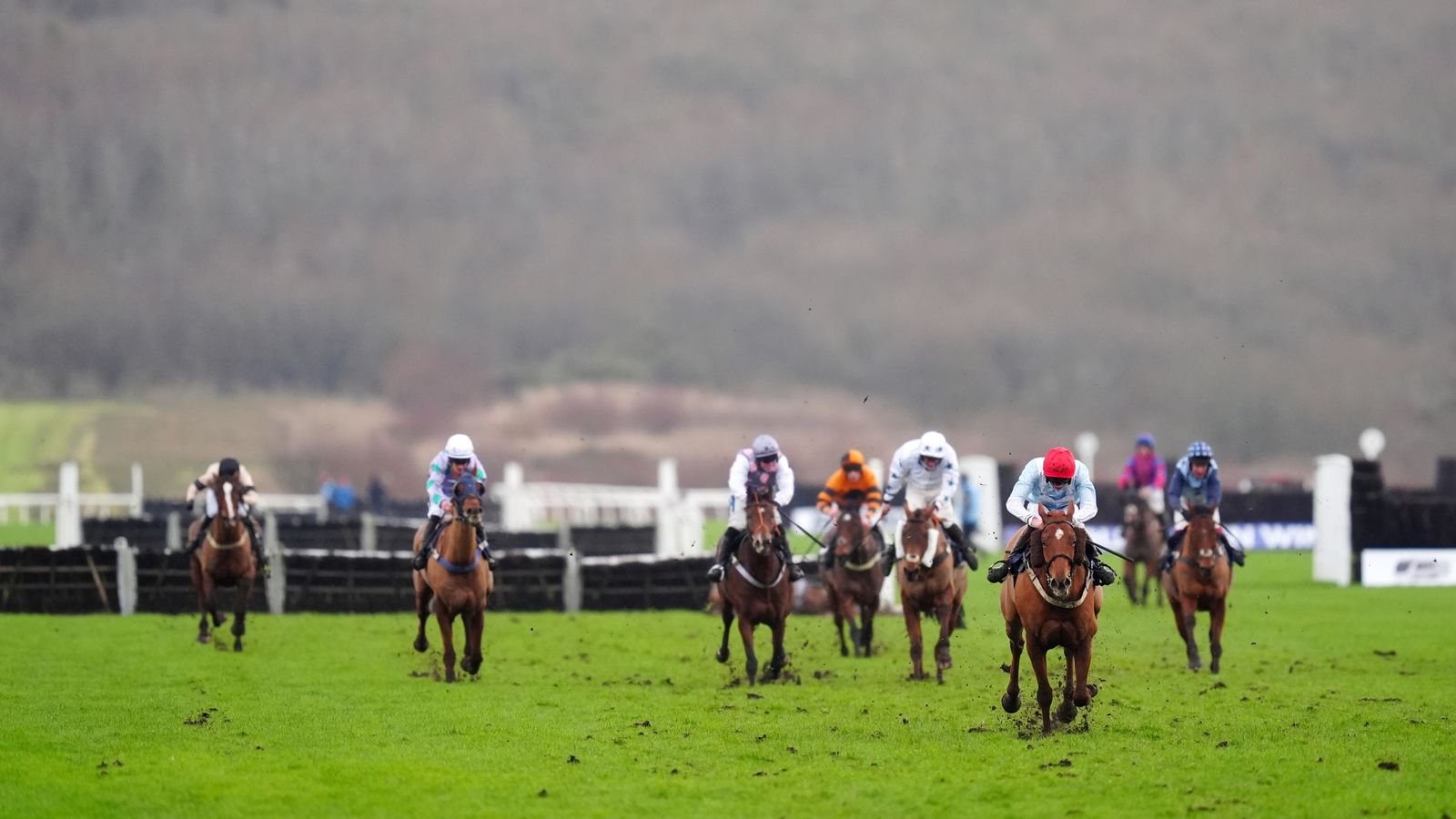 Sky Sports Racing Today: Live jump action at Ffos Las on Sunday as La Higuera chases hat-trick | Racing News