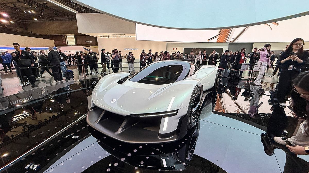 I Saw Xiaomi’s Wild Hypercar Up Close And It’s Pure Video Game Bliss